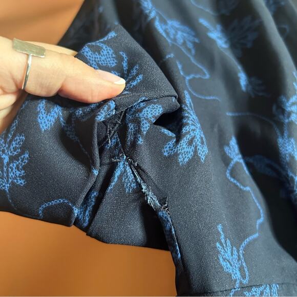 EQUIPMENT Femme Nauman Floral V-Neck Button Front Midi Dress Eclipse Blue Size 2 - Picture 7 of 8